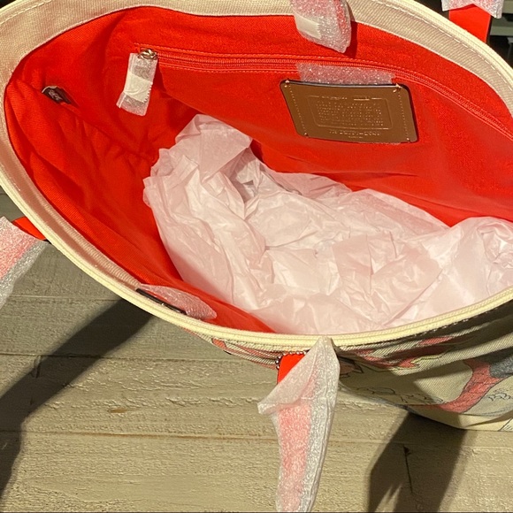 ❗️LAST ONE❗️COACH Spider-Man Canvas Tote Bag - Picture 6 of 14